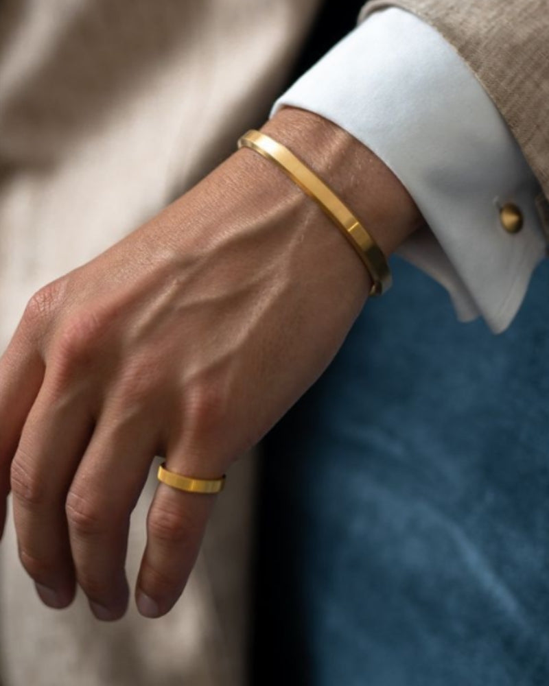 VORO Cuff